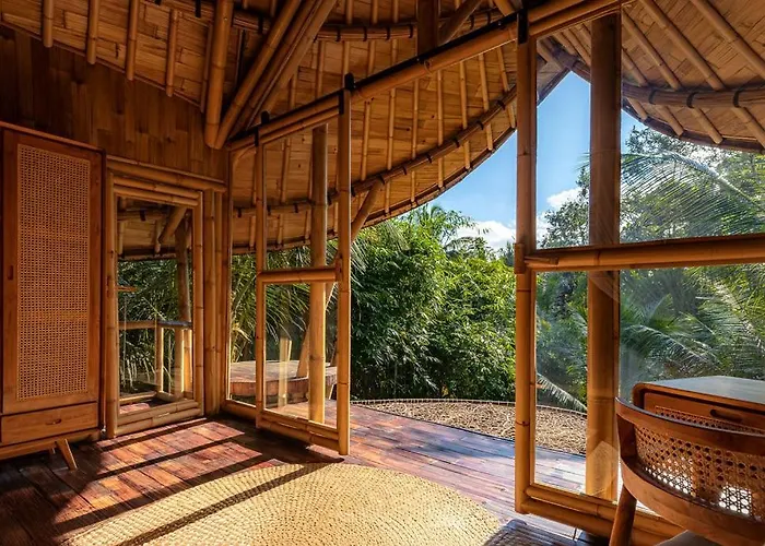 Maya Eco Retreat Bamboo Bedulu